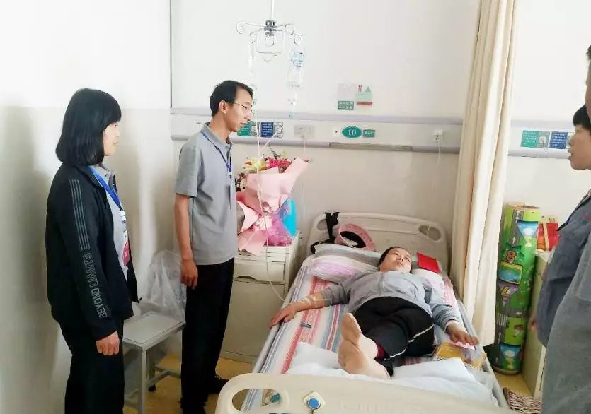 美廚公司工會、愛心基金會聯(lián)合湖濱鎮(zhèn)總工會走(圖2)